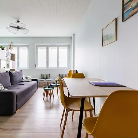 Au Coeur De La Baie Апартаменты *